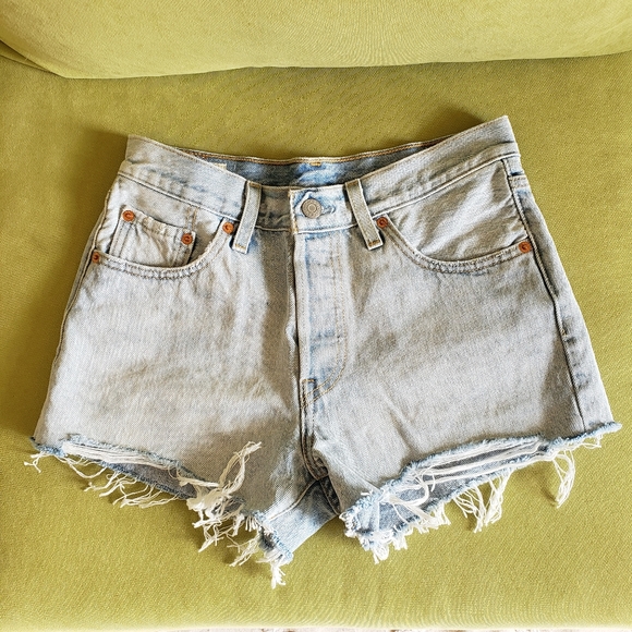 Levi's Pants - Levis 501 shorts